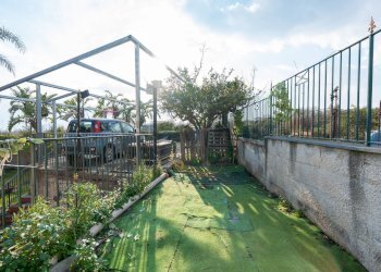 Giardino - Casa semi indipendente Via Etnea
 
423, Gravina di Catania - foto 30