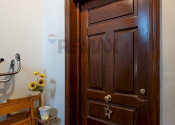 Dettagli - Casa semi indipendente Via Etnea
 
423, Gravina di Catania - foto 33