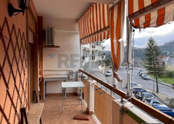 Balcone - Bilocale Via Ernesto Cianciolo
 
45, Messina - foto 2