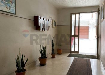 Ricezione / Lobby - Bilocale Via Ernesto Cianciolo
 
45, Messina - foto 6