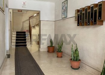 Ricezione / Lobby - Bilocale Via Ernesto Cianciolo
 
45, Messina - foto 7