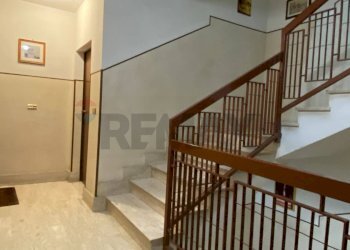 Scale - Bilocale Via Ernesto Cianciolo
 
45, Messina - foto 9