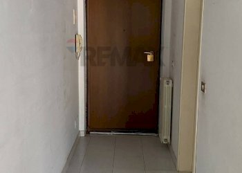 Hall / corridoio - Bilocale Via Ernesto Cianciolo
 
45, Messina - foto 10