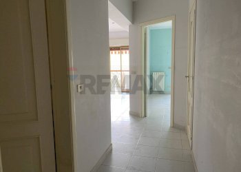 Hall / corridoio - Bilocale Via Ernesto Cianciolo
 
45, Messina - foto 11