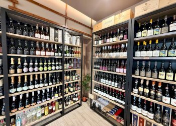 Cantina - Commercial Activity Piazza Marconi
 
54, Trecastagni - photo 11