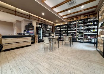 Cantina - Commercial Activity Piazza Marconi
 
54, Trecastagni - photo 14