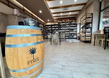 Cantina - Commercial Activity Piazza Marconi
 
54, Trecastagni - photo 16