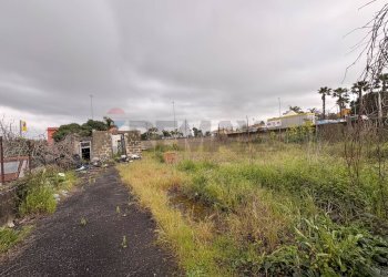 Edificio all\'aperto - Terreno edificabile via catira
 
20, San Gregorio di Catania - foto 3