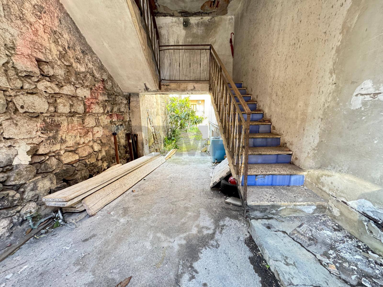 Scale - Appartamento via quattro novembre
7, Mascalucia - foto 2