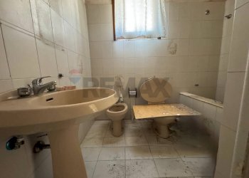 Bagno - Appartamento via quattro novembre
 
7, Mascalucia - foto 20