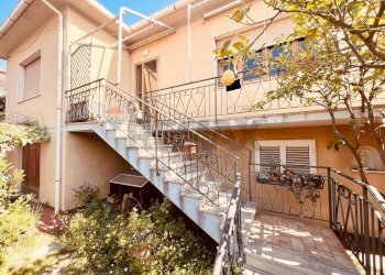 Casa all\'aperto - Villa Cecina - photo 1