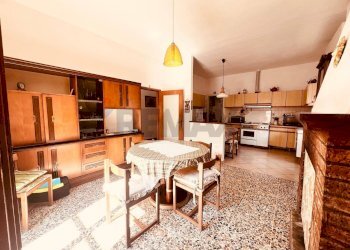 Sala da pranzo - Villa Cecina - photo 8