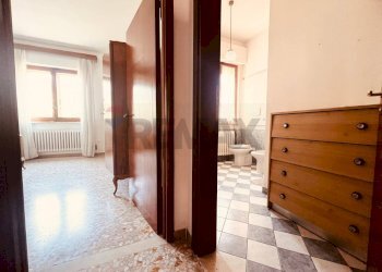 Hall / corridoio - Villa Cecina - photo 25