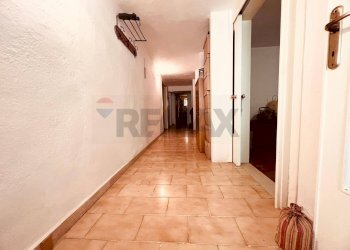 Hall / corridoio - Villa Cecina - photo 31