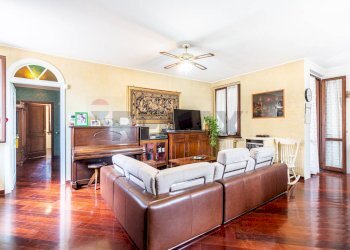 Soggiorno - Trilocale Via G. Garibaldi
 
1, Carpiano - foto 3