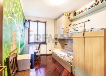 Camera / camera da letto - Trilocale Via G. Garibaldi
 
1, Carpiano - foto 13