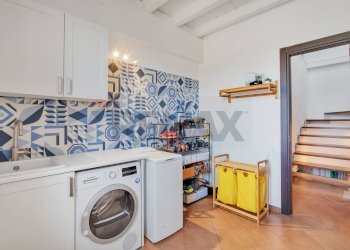 Lavanderia - Terraced Villa Località Carrobbio, Valera Fratta - photo 12