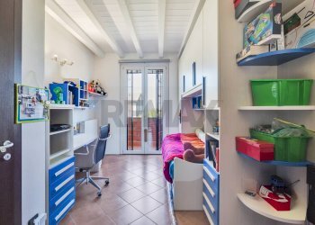 Camera / camera da letto - Terraced Villa Località Carrobbio, Valera Fratta - photo 16