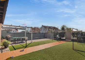 Edificio all\'aperto - Terraced Villa Località Carrobbio, Valera Fratta - photo 27