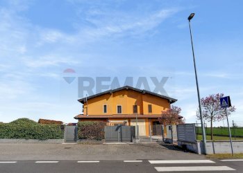 Casa all\'aperto - Terraced Villa Località Carrobbio, Valera Fratta - photo 28