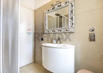 Bagno - Bilocale via Ariosto
 
33, Rozzano - foto 16