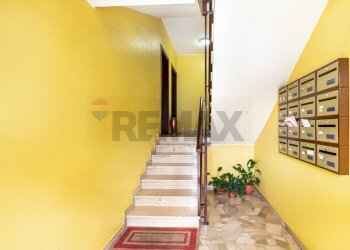 Ricezione / Lobby - Bilocale via Ariosto
 
33, Rozzano - foto 19