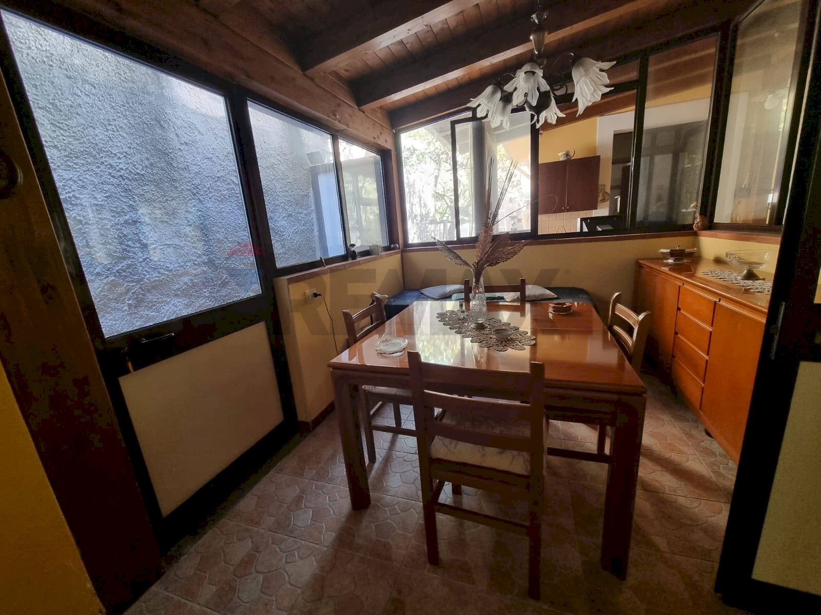 Sala da pranzo - Independent house VIA EPICARMO
 
64, Augusta - photo 3