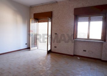 Salone - Four-room apartment Via Generoso Manna
 
31-33, Frignano - photo 11