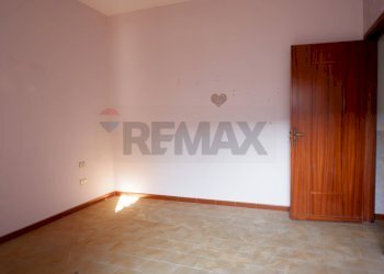 Camera letto 2 - Four-room apartment Via Generoso Manna
 
31-33, Frignano - photo 18
