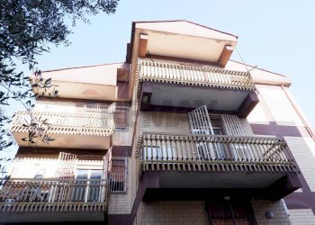 Edificio all\'aperto - Four-room apartment Via Generoso Manna
 
31-33, Frignano - photo 34