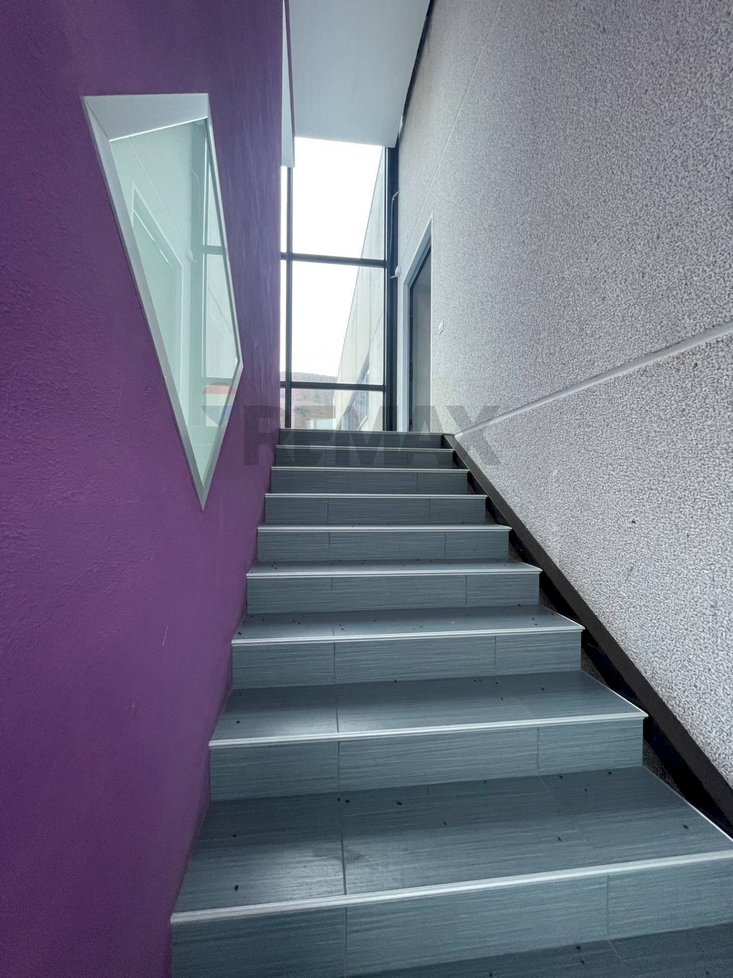 Scale - Ufficio Via Saragat, L'Aquila - foto 3