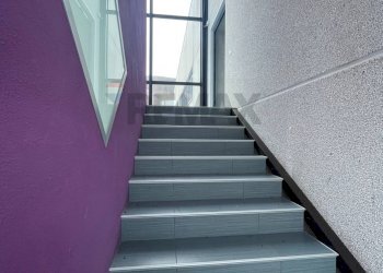 Scale - Ufficio Via Saragat, L'Aquila - foto 3