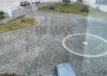 Edificio all\'aperto - Ufficio Via Saragat, L'Aquila - foto 17