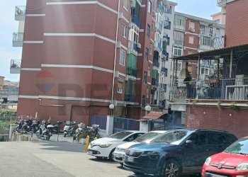 Edificio all\'aperto - Appartamento Napoli - foto 3