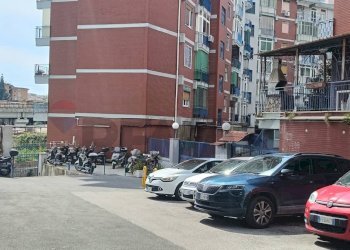 Edificio all\'aperto - Appartamento Napoli - foto 4