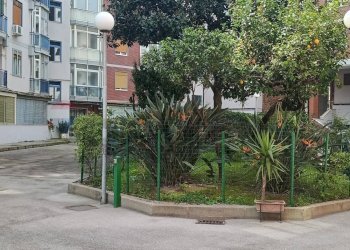 Edificio all\'aperto - Appartamento Napoli - foto 9