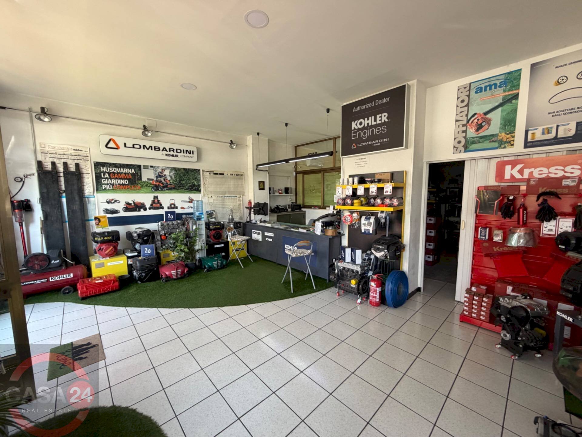 Foto 1 - Locale Commerciale Via Romagnoli, Latina - foto 1