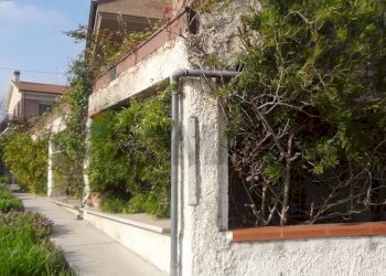 Casa all\'aperto - Casa semi indipendente c/da Montupoli Avenna
 
42, Miglianico - foto 17
