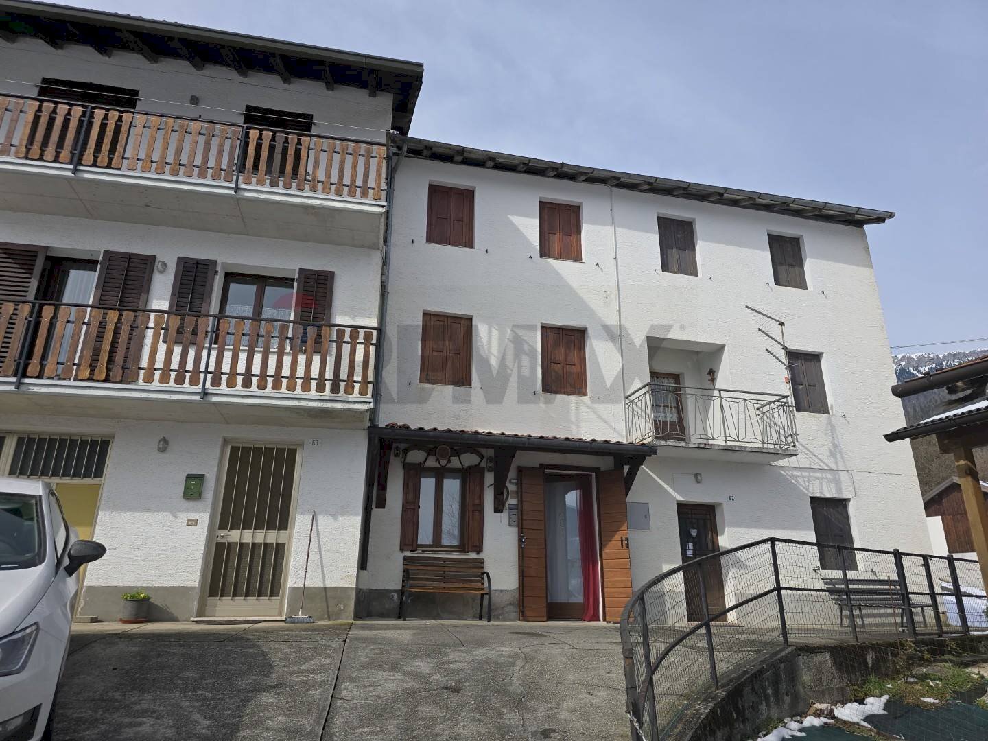 Edificio all\'aperto - Semi-detached house Via Costa
 
62, Lamon - photo 1