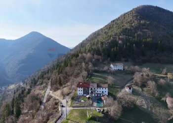 Vista delle montagne - Semi-detached house Via Costa
 
62, Lamon - photo 5