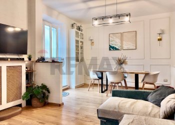 Sala da pranzo - Three-room apartment Via Italia
 
21, Falconara Marittima - photo 2