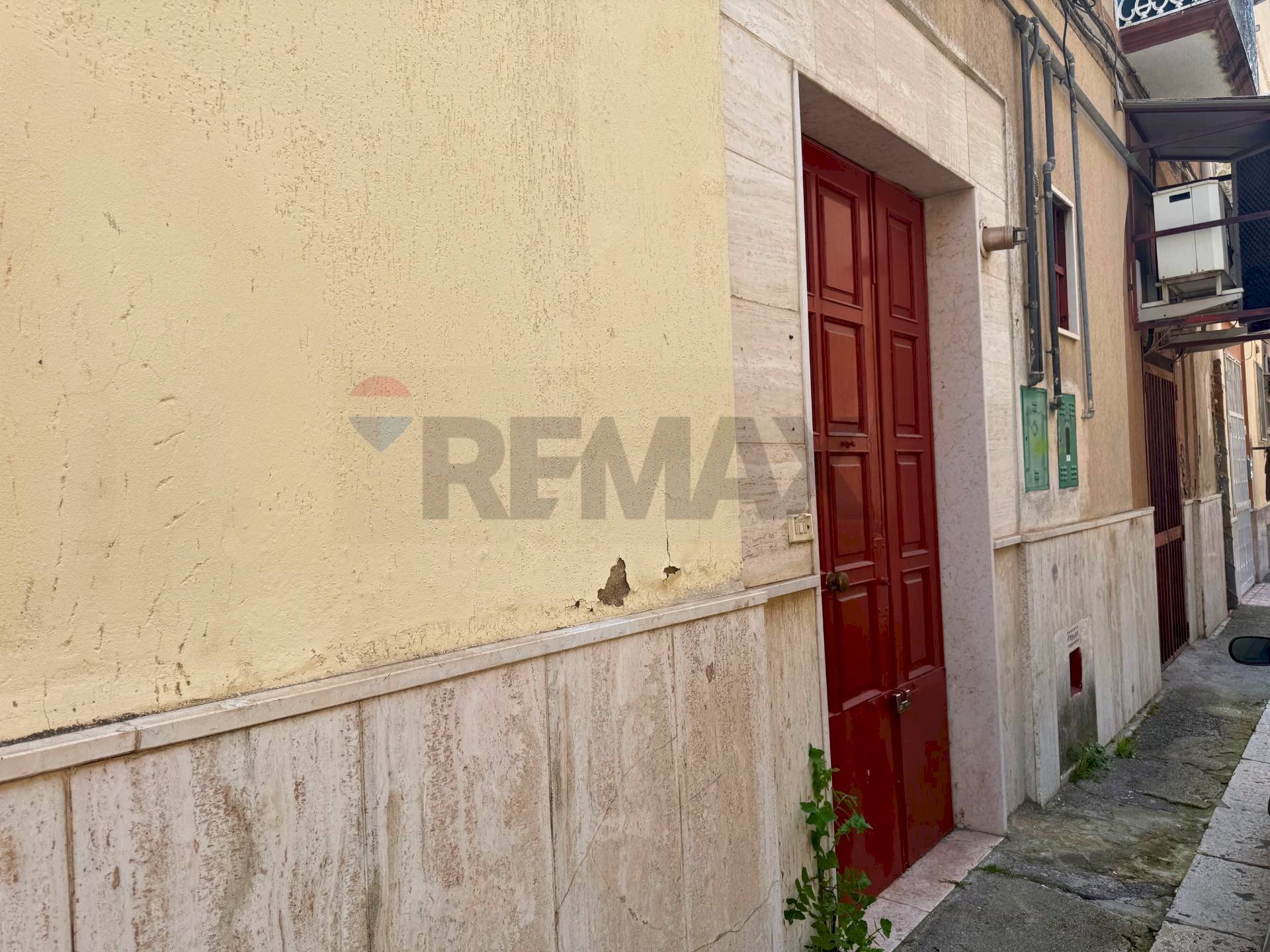 Edificio all\'aperto - Commercial Premises Via Salomone
 
65, Foggia - photo 1