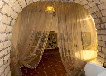 Bagno - Commercial Premises Via Salomone
 
65, Foggia - photo 6