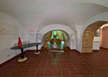 Stanza vuota - Commercial Premises Via Salomone
 
65, Foggia - photo 10