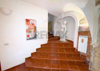 Scale - Commercial Premises Via Salomone
 
65, Foggia - photo 17