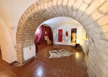 Stanza vuota - Commercial Premises Via Salomone
 
65, Foggia - photo 20