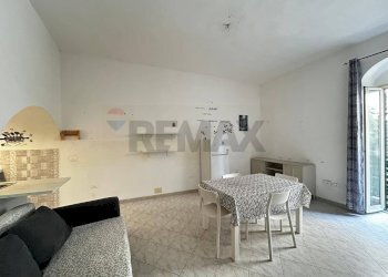 Sala da pranzo - Bilocale Via Nobile
 
16, Vieste - foto 6