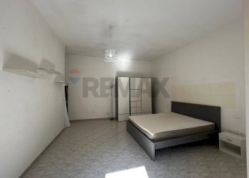 Camera / camera da letto - Bilocale Via Nobile
 
16, Vieste - foto 13