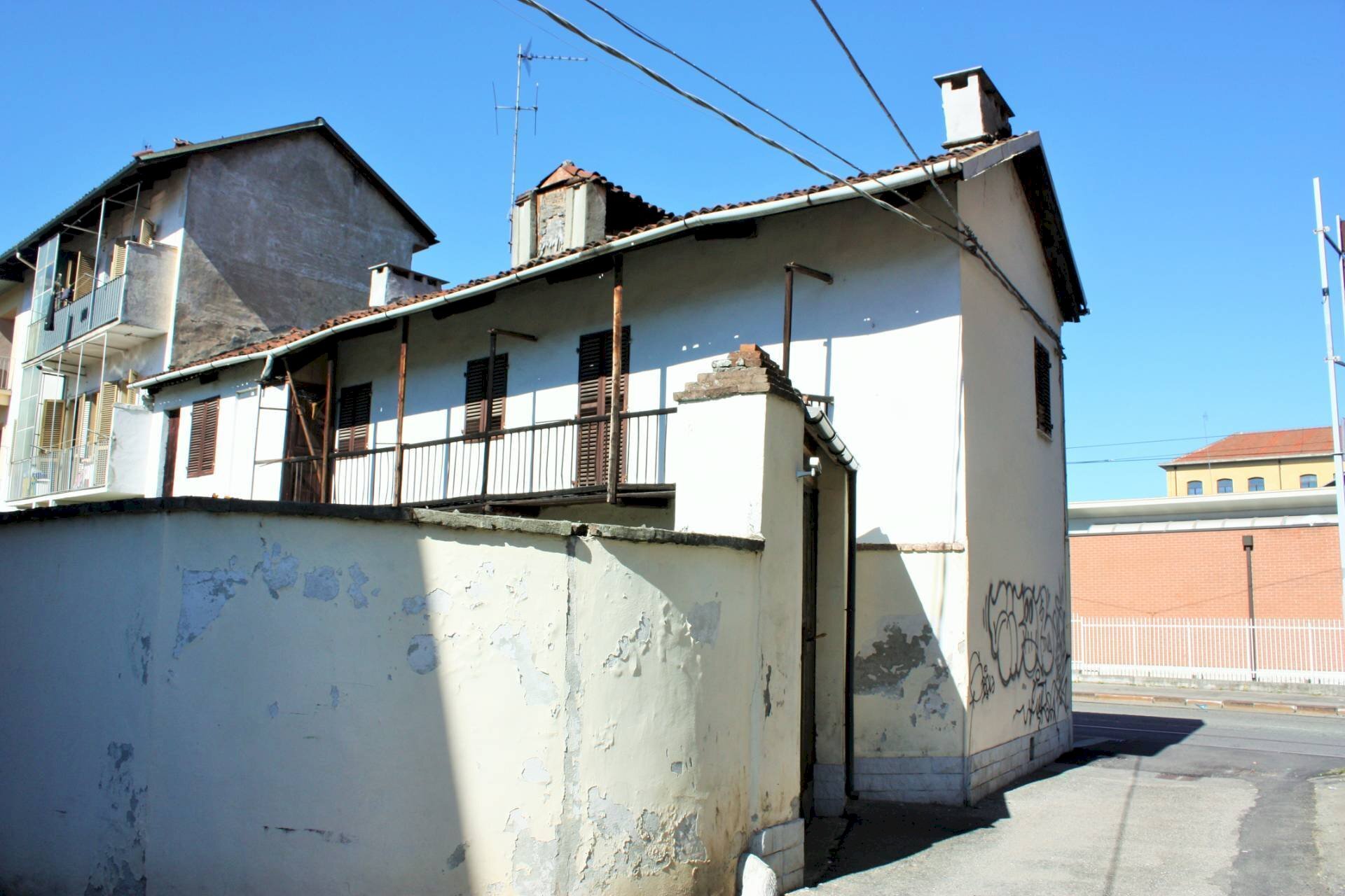 Facciata - Casa indipendente Via Passo Buole
 
75, Torino - foto 3