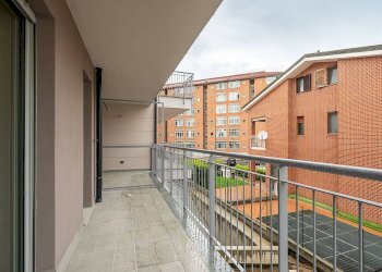 Balcone - Trilocale Via Piave
 
50, Rivoli - foto 24